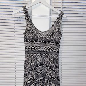 Aeropostale Black and White Skater Dress - Size S